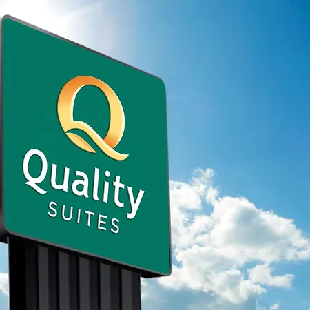 Lejlighedshotel Quality Parc Marne La Vallee 3*